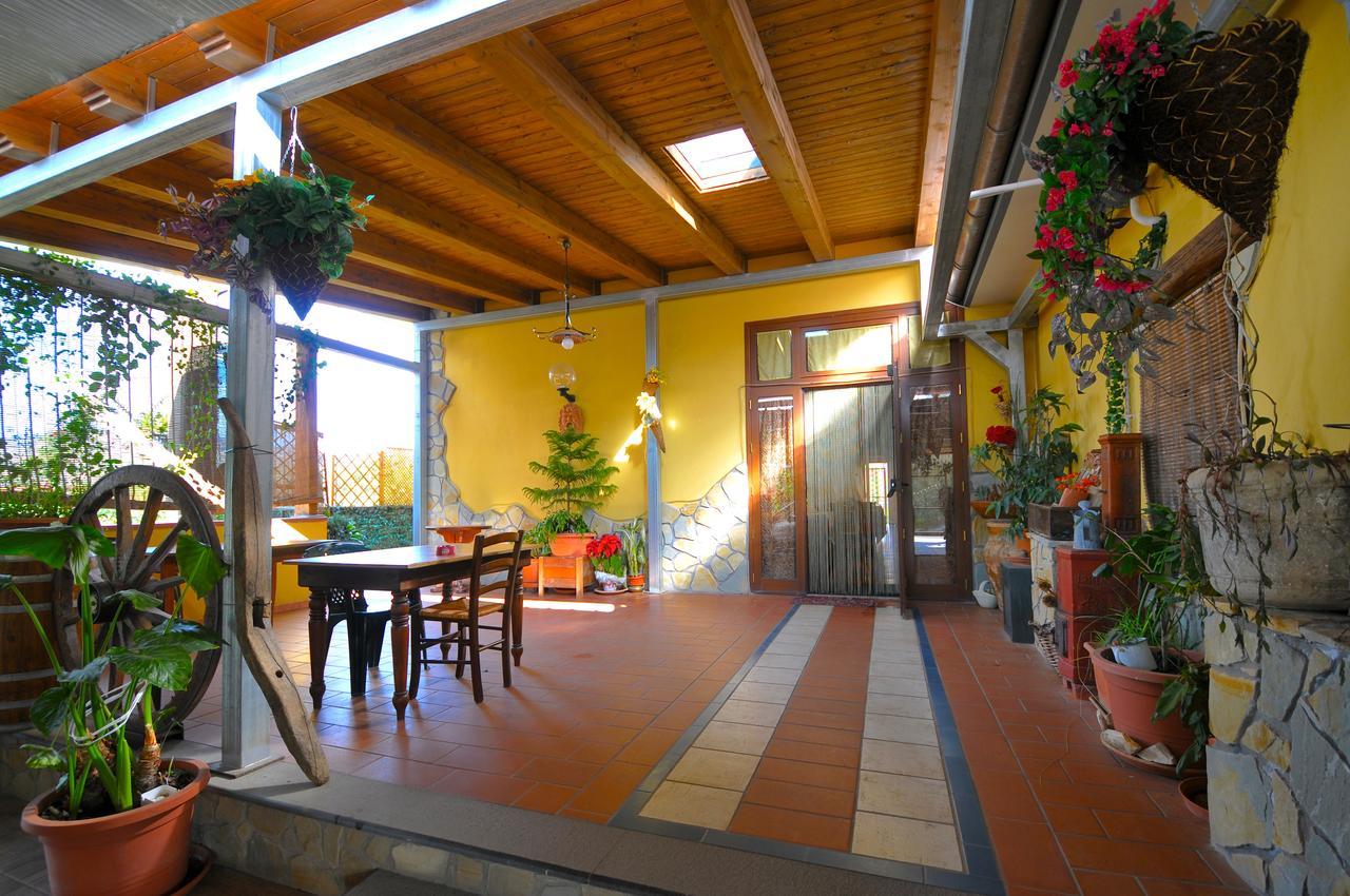 Oasi Del Lago Regalbuto エクステリア 写真